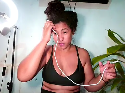 bellacrespalatina online show from March 31, 4:23 am