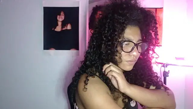 bellacrespalatina online show from October 11, 4:28 am