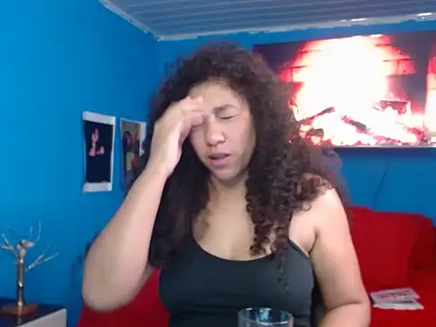 bellacrespalatina online show from October 31, 1:29 am