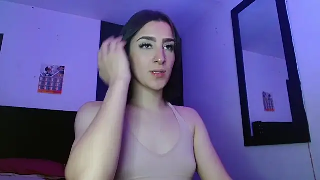 Triana Damelio online show from December 2, 2:13 am