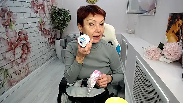 Cutie Asya online show from November 5, 4:29 am