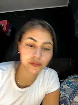 emilie xx  online show from September 23, 8:40 pm