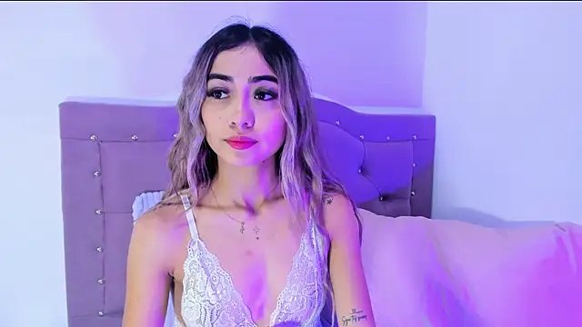 Annyy Ricee28 online show from September 11, 1:22 pm