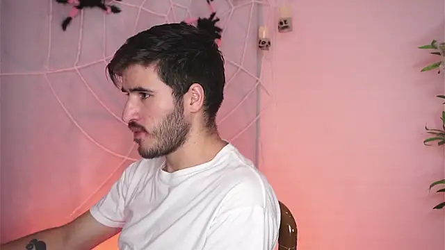 Tony Wylie online show from October 20, 9:51 pm