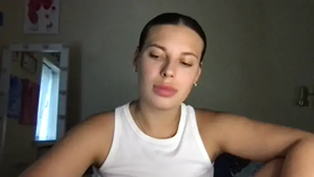 MoonriseGoddess online show from July 28, 10:57 am