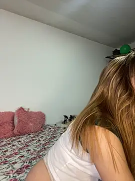 cristal-evanns online show from June 9, 5:01 pm