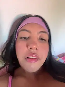 nicole fisherr online show from May 31, 8:43 pm