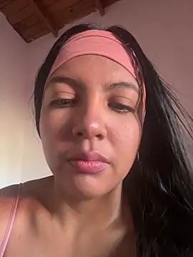 nicole fisherr online show from June 13, 8:50 pm