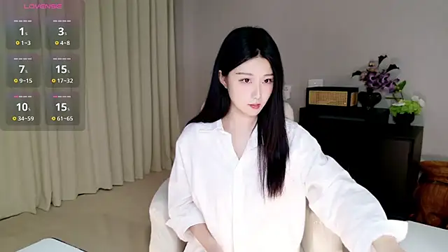 Lucky-baby online show from May 4, 1:37 pm