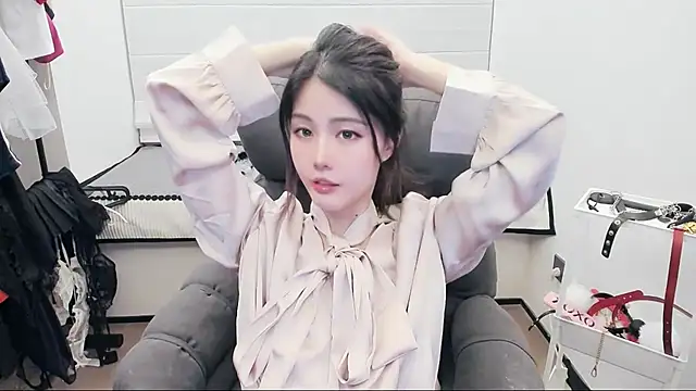 bbtt544 online show from September 22, 3:54 pm