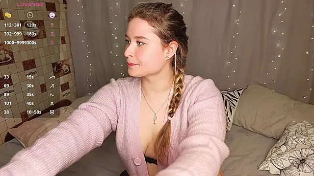 sophie  lee online show from October 13, 3:47 pm