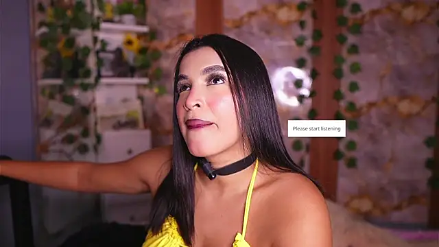 zoey-fox online show from April 22, 12:40 am