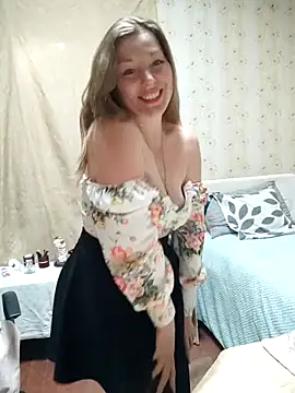 VselenaSun402 online show from June 16, 1:23 pm