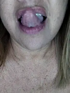 Kasandra Ho online show from September 20, 6:55 am