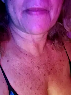 Kasandra Ho online show from April 8, 1:19 am