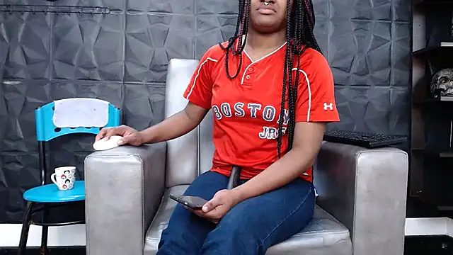 Hanna Fox 69 online show from December 2, 4:42 pm