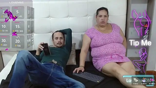 Candy and Jh0n online show from September 12, 4:02 am