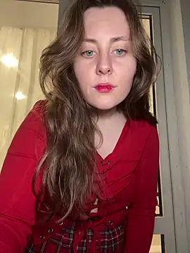 Topvi  online show from April 10, 7:20 pm