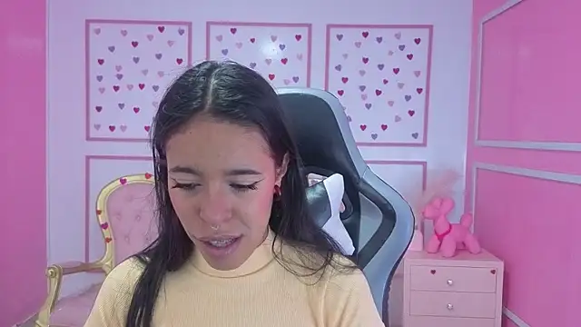 stephania t online show from September 29, 11:37 am