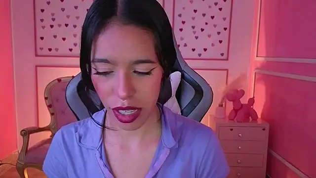 stephania t online show from October 1, 11:48 am