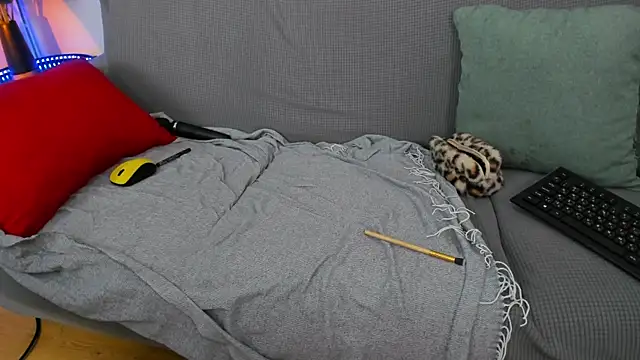 AprilAvery online show from September 11, 3:34 pm