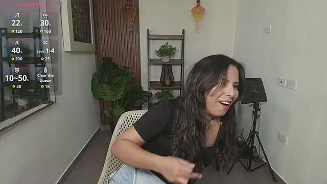 Sharlotte Milk online show from September 10, 6:08 pm