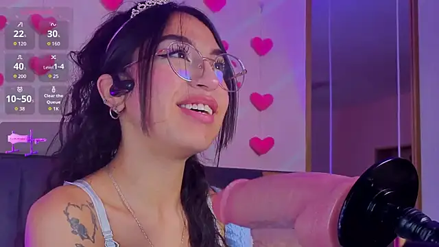 MadyJackson online show from March 7, 1:07 pm