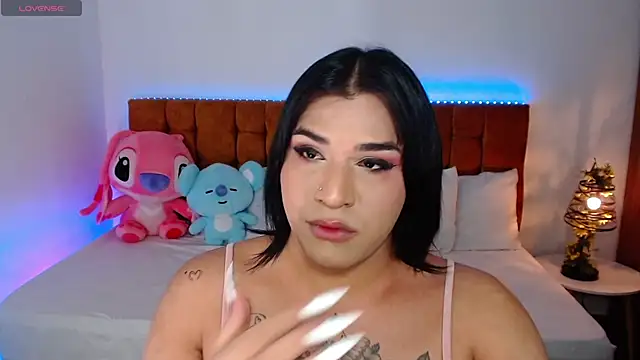 alexiaaross online show from December 16, 5:02 am