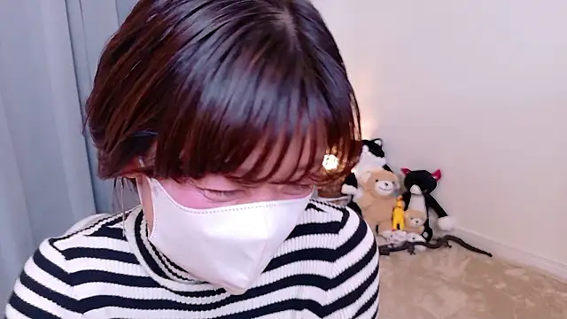 Risa 06 online show from February 6, 1:25 pm