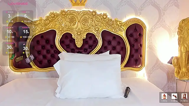 KendralHolson online show from February 26, 4:44 am