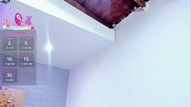 ebbafernandez  online show from September 17, 8:40 pm