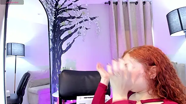 ebbafernandez  online show from February 20, 11:56 am