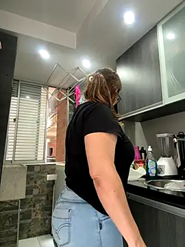 AntonellaAlondra4 online show from November 1, 2:10 pm