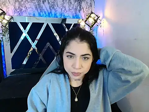 Violet m online show from November 15, 12:06 pm