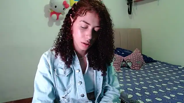 Perla web09 online show from September 11, 9:59 pm