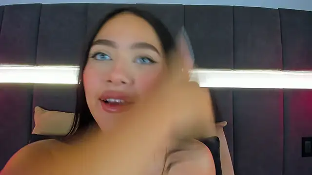 nicolle pierce online show from September 23, 12:36 pm