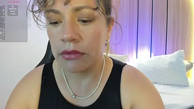 gipsela gomez online show from January 8, 8:13 pm