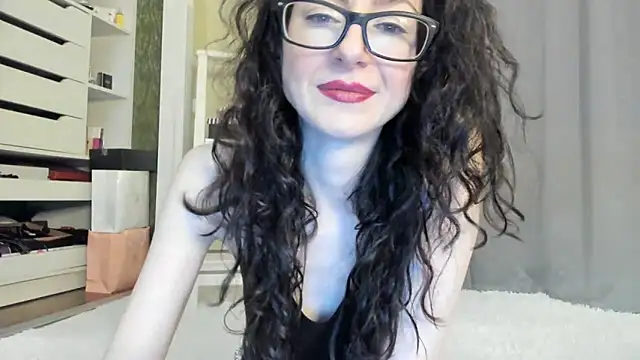 Baby Jewel online show from September 20, 10:35 am