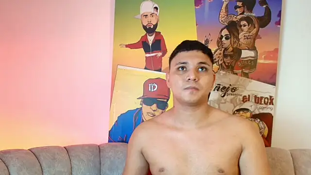 couple lovelyds online show from March 5, 8:59 pm