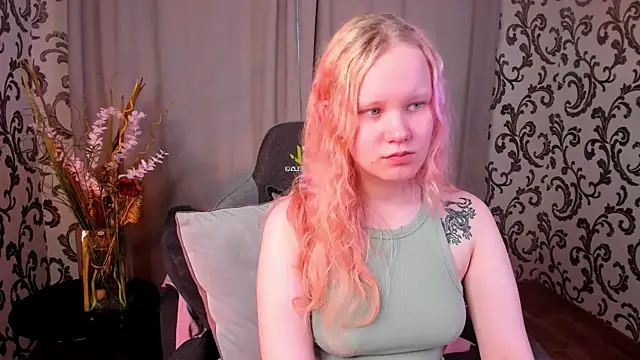 boostyboobs online show from October 3, 3:44 am