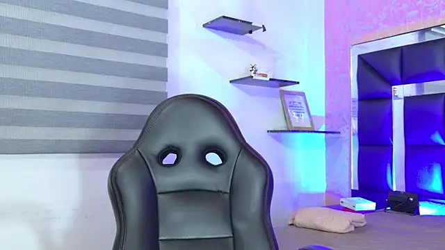 Sofia martiin online show from September 12, 3:29 am