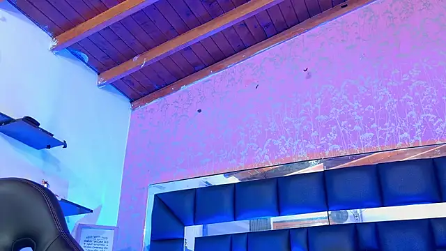 Sofia martiin online show from October 24, 3:13 am