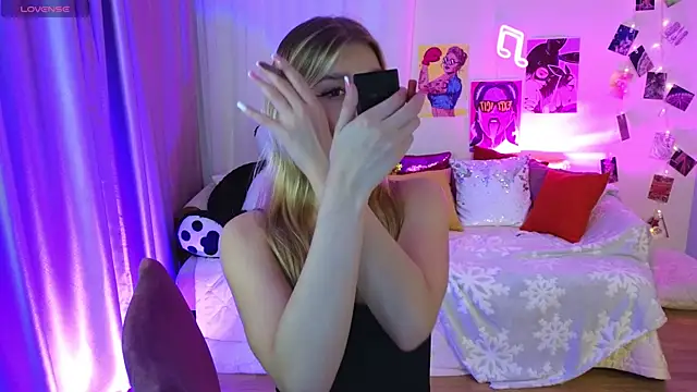 BattyMelody online show from October 15, 1:36 pm