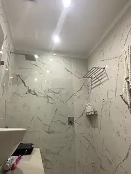 KloheCurvy online show from September 20, 2:04 pm