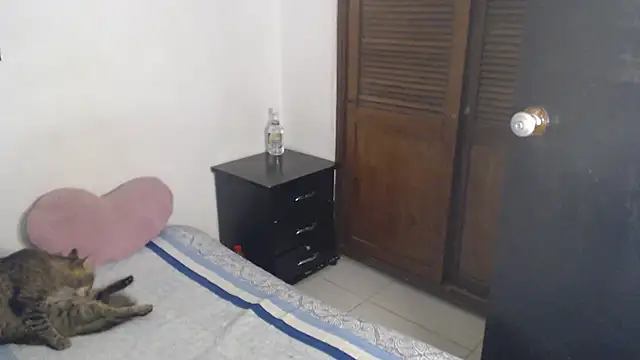 Pocahontas Princess  online show from September 13, 5:04 am