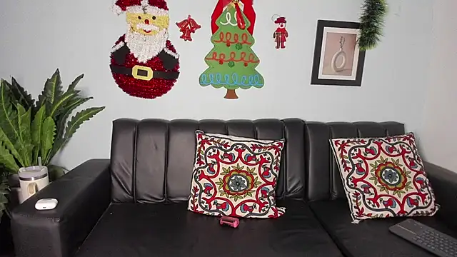 Mia petite01 online show from December 17, 10:25 pm