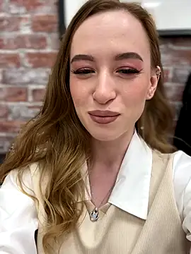  AngelMoon  online show from October 4, 4:40 am