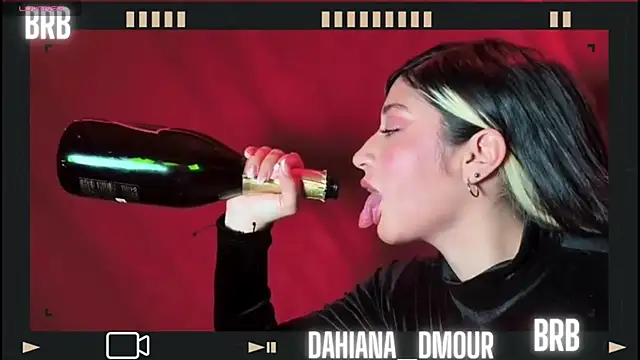 Dahian Dmour online show from December 2, 12:07 pm