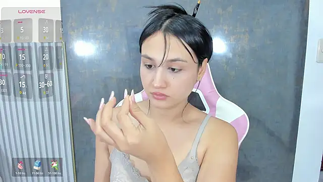 lana boomer online show from December 21, 9:08 pm