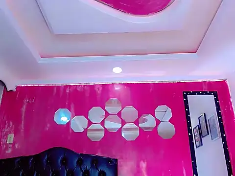 TiffanyMackensyy online show from September 9, 5:07 am